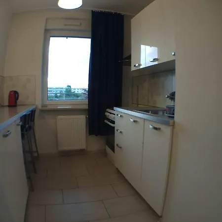 1090 Smialego 38 - Tanie W Apartamencie - Samodzielne Zameldowanie - Self Check In Apartment Posen