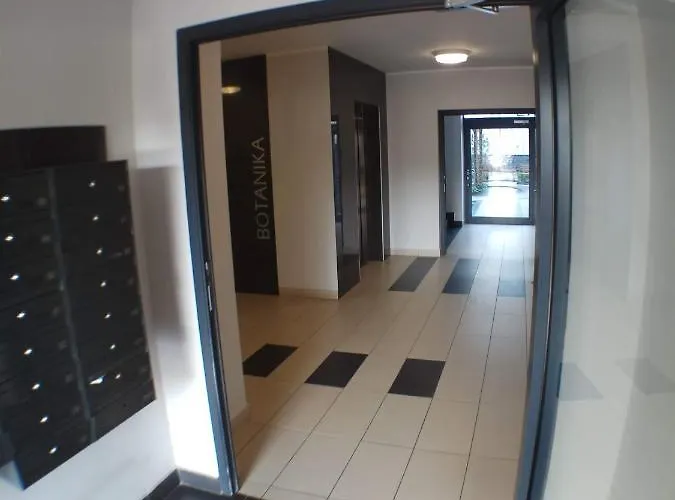 1090 Smialego 38 - Tanie W Apartamencie - Samodzielne Zameldowanie - Self Check In شقة بوزنان